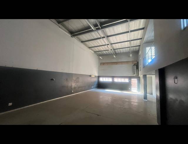 226M² WAREHOUSE TO LET IN SILVERTON